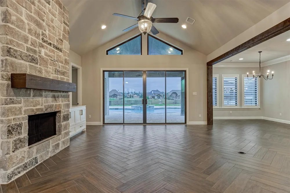 11618 Renaissance Drive Montgomery, TX 77356