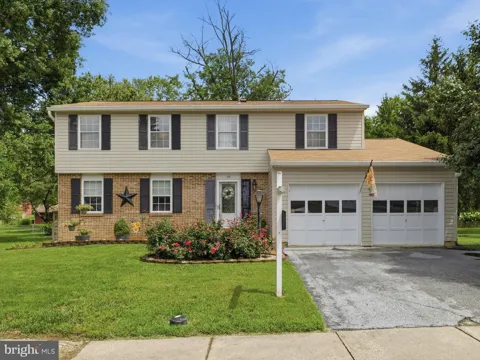 112 GLADE BOULEVARD