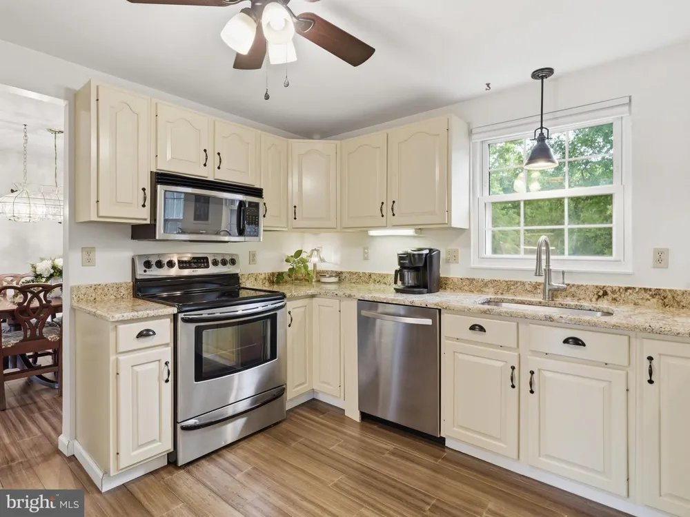 112 GLADE BOULEVARD Walkersville, MD 21793