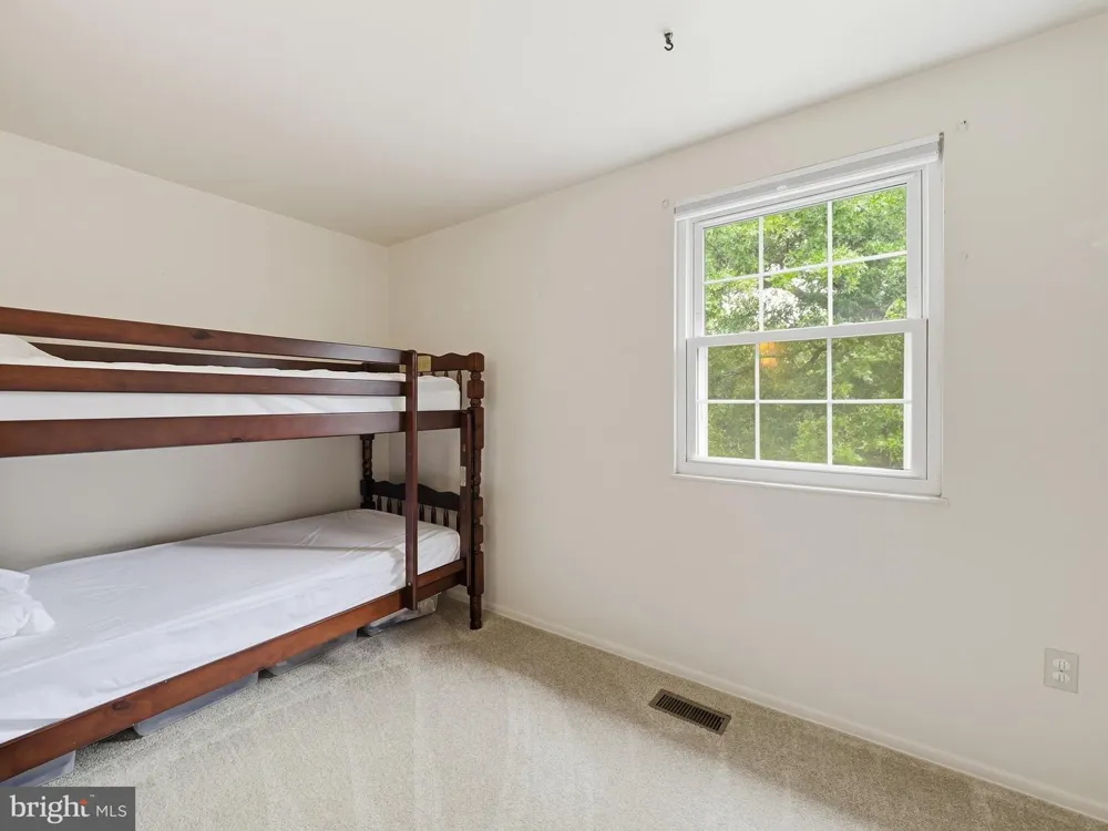112 GLADE BOULEVARD Walkersville, MD 21793