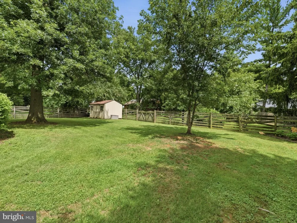 112 GLADE BOULEVARD Walkersville, MD 21793