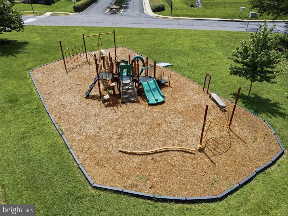 112 GLADE BOULEVARD Walkersville, MD 21793