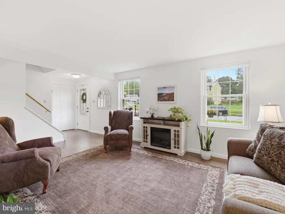 112 GLADE BOULEVARD Walkersville, MD 21793