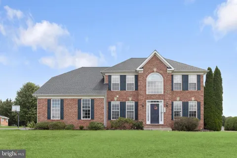 2521 KAREN WAY