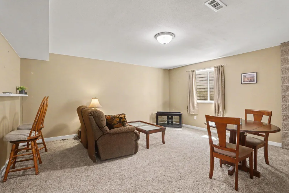 1219 Ellery Grove Court Vicksburg, MI 49097