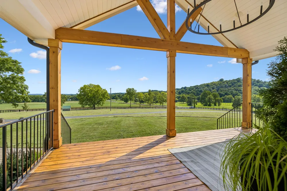 5672 Carters Creek Pike Thompsons Station, TN 37179