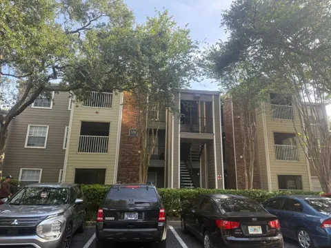 2201 METROPOLITAN WAY #1423