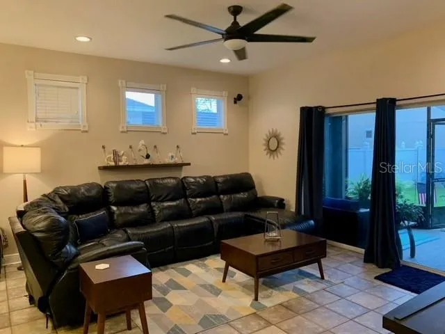 2113 FLORIDA SOAPBERRY BOULEVARD Orlando, FL 32828