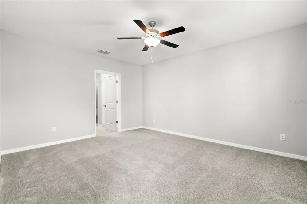 10217 SUMMER KISS AVENUE Riverview, FL 33578