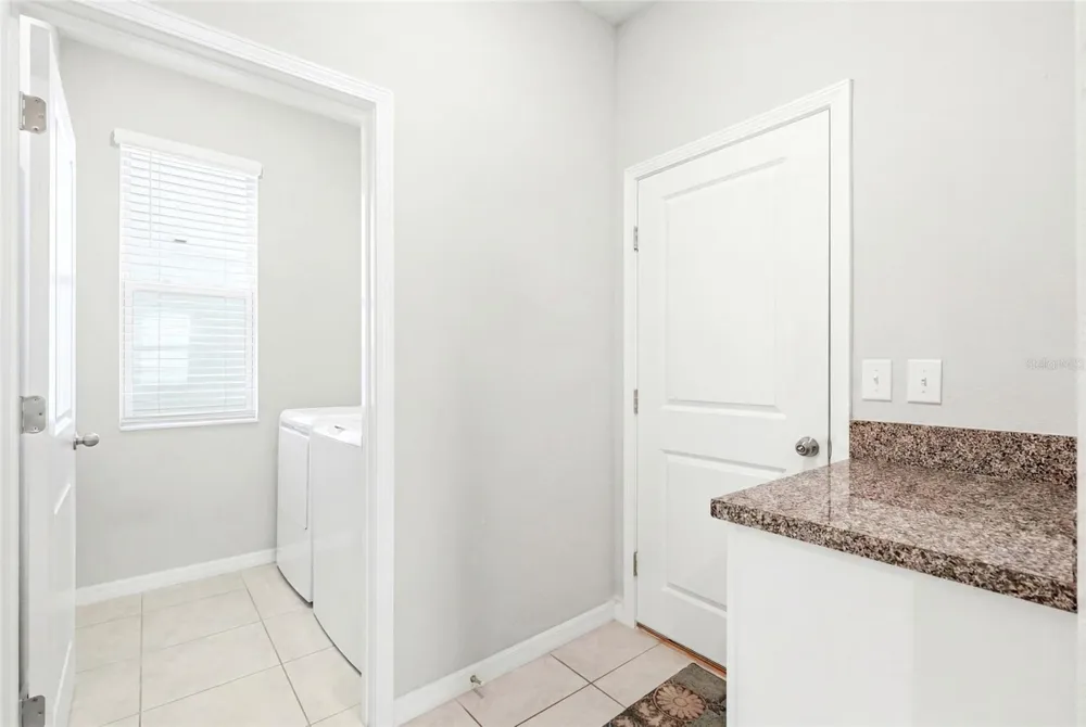 8948 FLOURISH DRIVE Land O Lakes, FL 34637