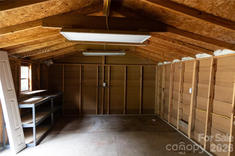 559 Old Quebec Road Lake Toxaway, NC 28747