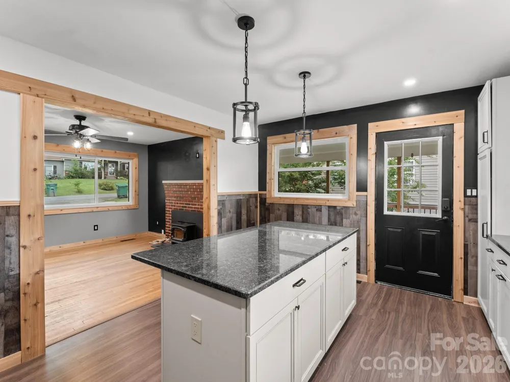 10 Monte Vista Circle Candler, NC 28715