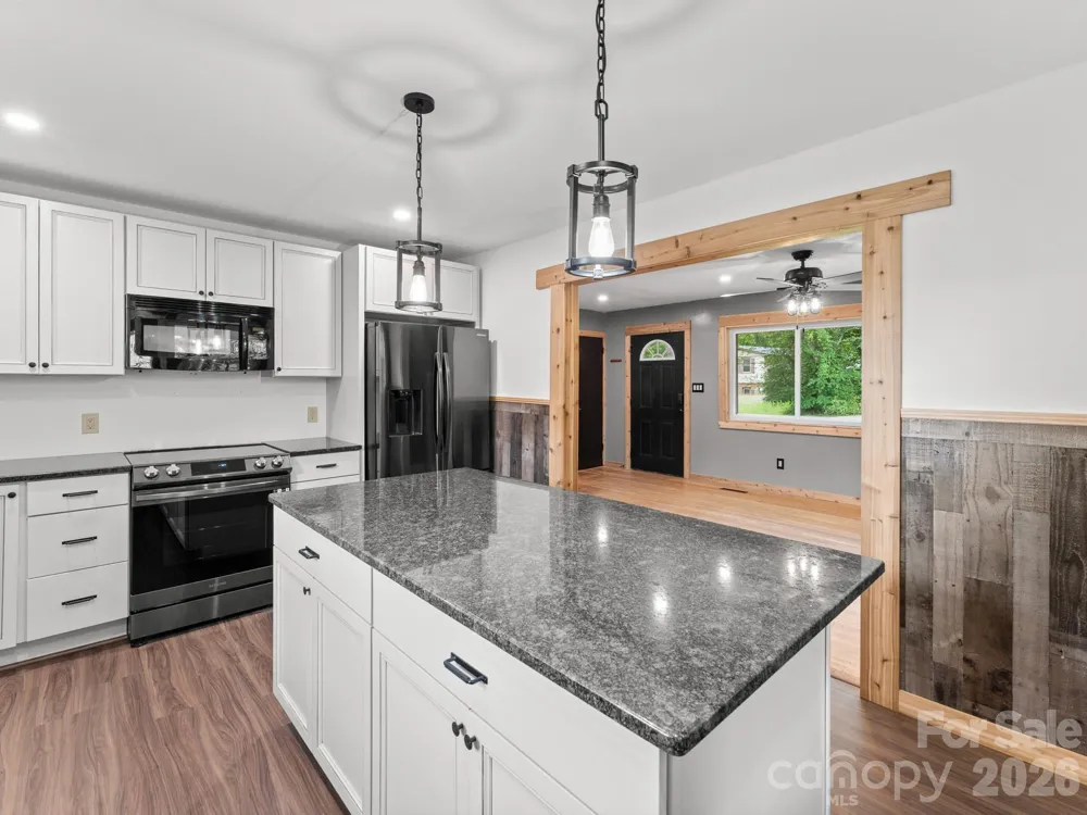10 Monte Vista Circle Candler, NC 28715