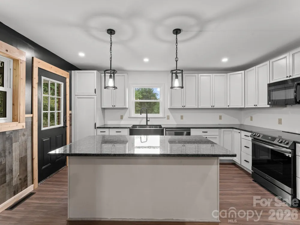 10 Monte Vista Circle Candler, NC 28715