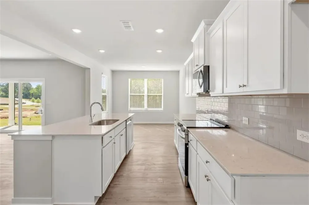 5598 Rosehall Place South Fulton, GA 30349