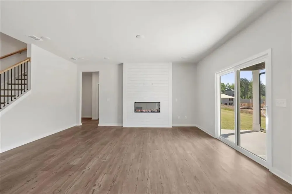 5598 Rosehall Place South Fulton, GA 30349