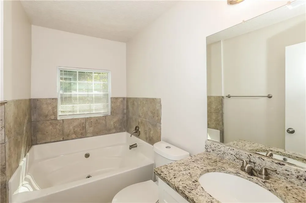 1361 Wrens Court Jonesboro, GA 30238
