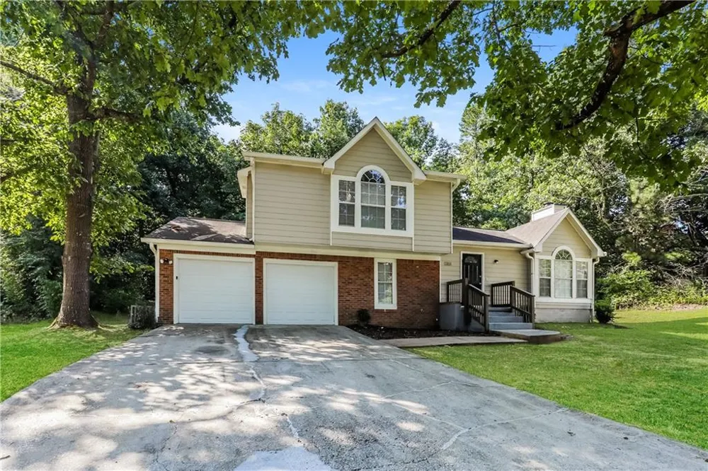1361 Wrens Court Jonesboro, GA 30238