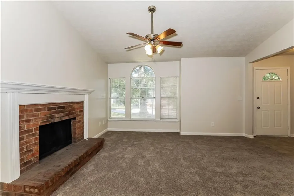 1361 Wrens Court Jonesboro, GA 30238