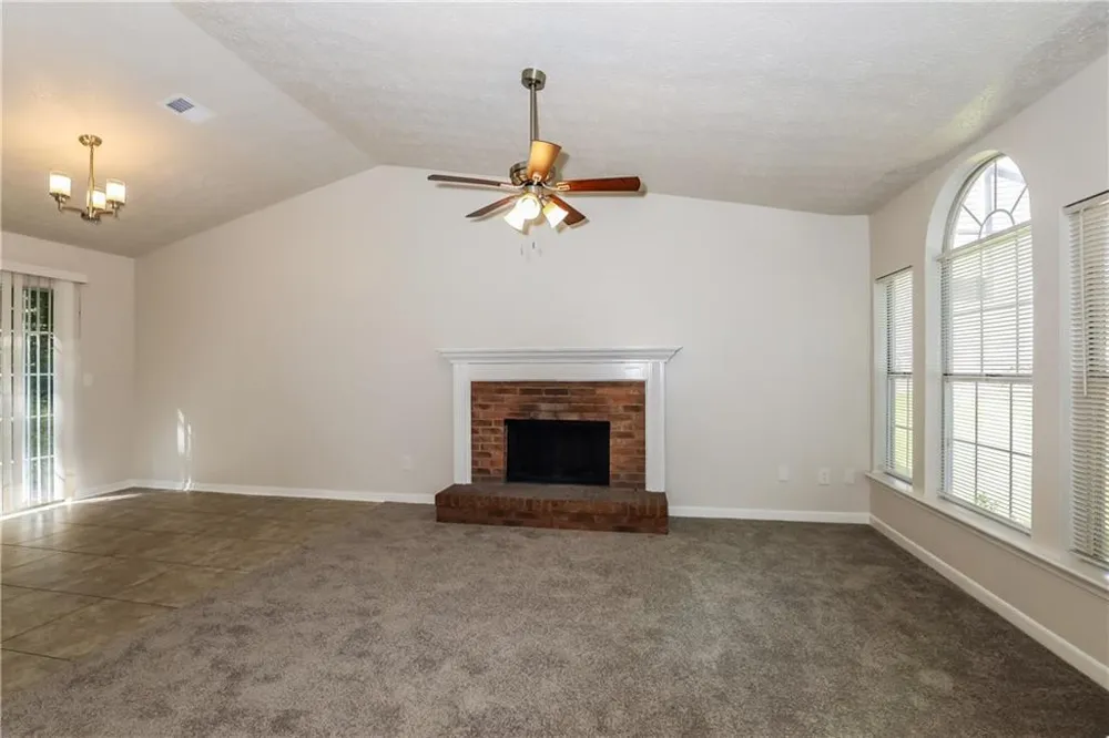 1361 Wrens Court Jonesboro, GA 30238
