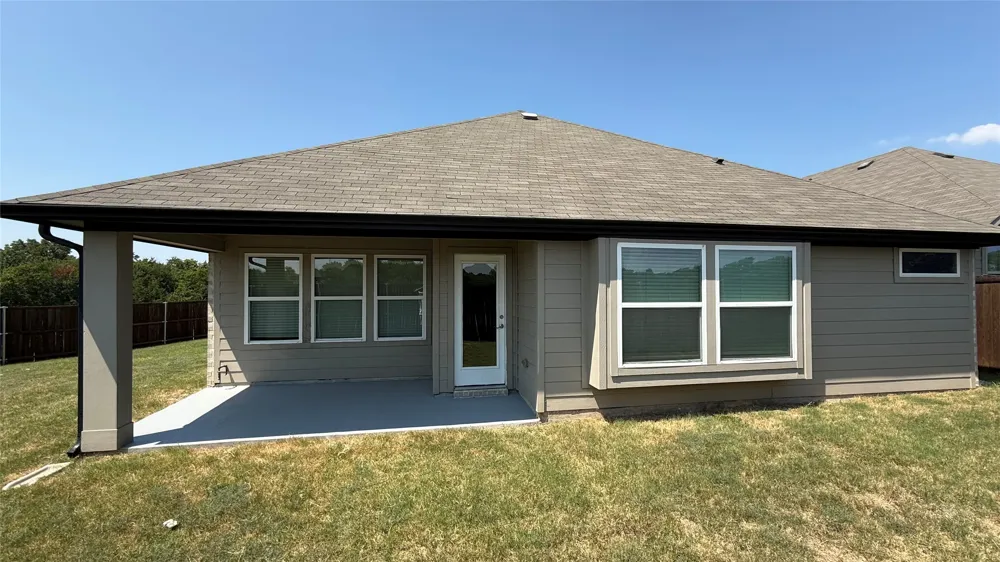 204 Rosewood Drive Lavon, TX 75166