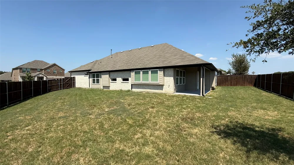 204 Rosewood Drive Lavon, TX 75166