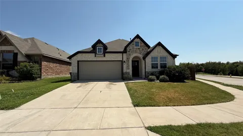 204 Rosewood Drive