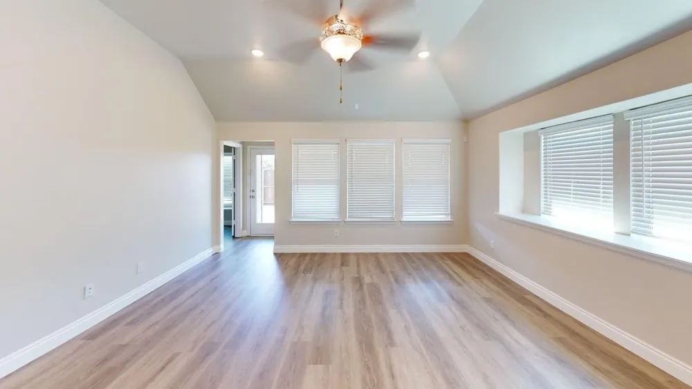 204 Rosewood Drive Lavon, TX 75166