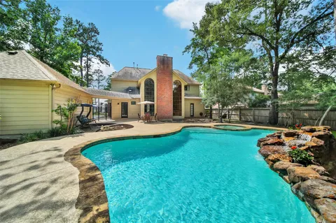 25 Cascade Springs Place