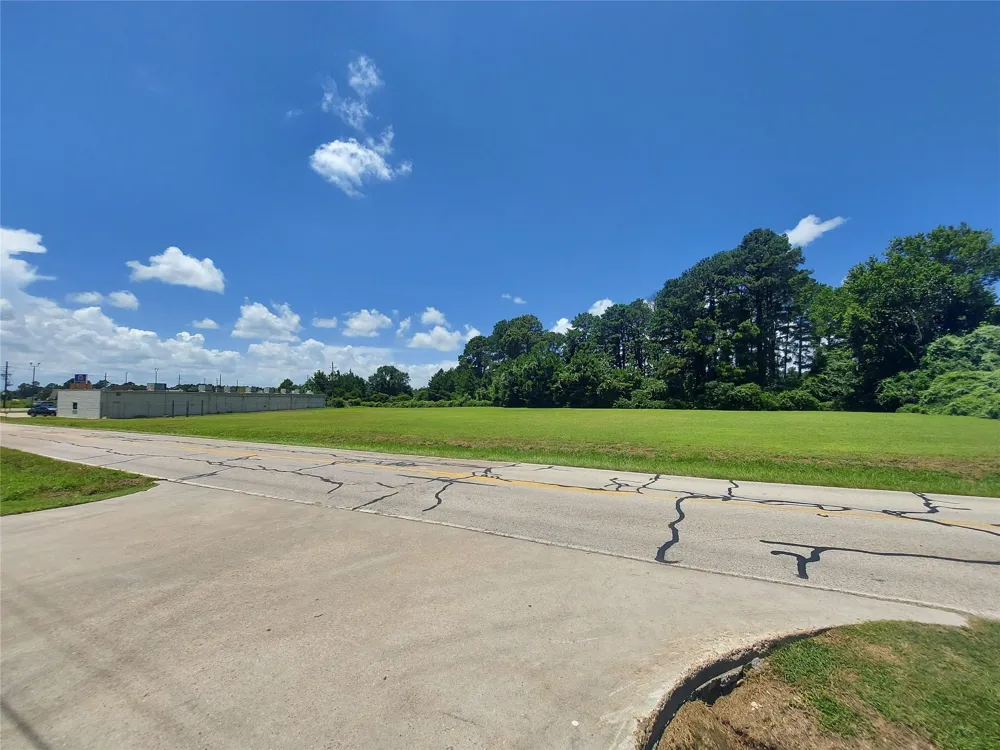 15222 Fm 2920 Road Tomball, TX 77377