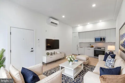2414 FRANKFORD AVENUE #1