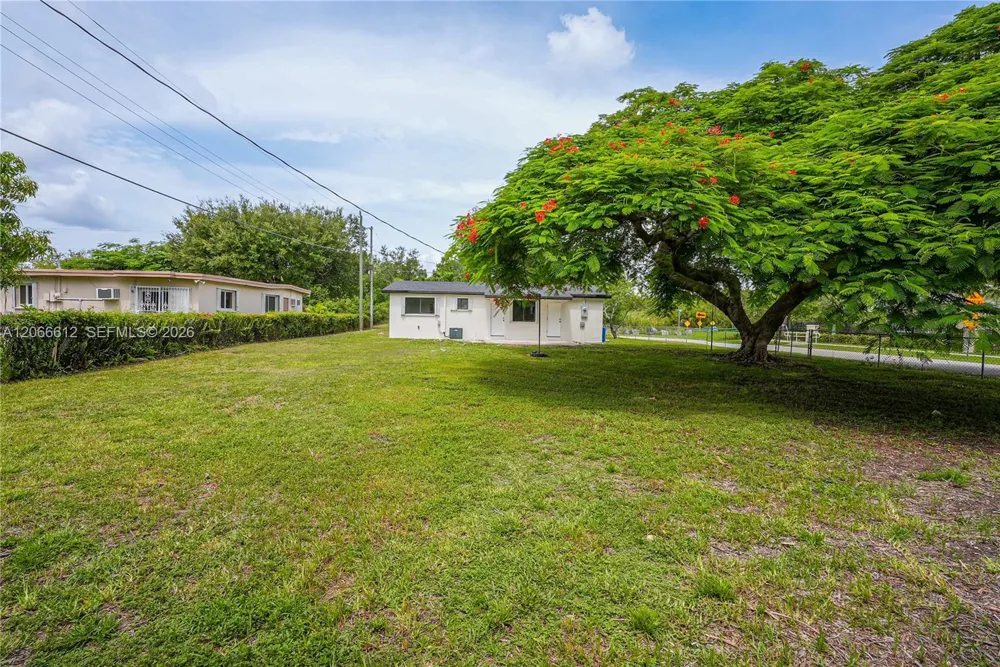 21421 SW 110th Ave Cutler Bay, FL 33189