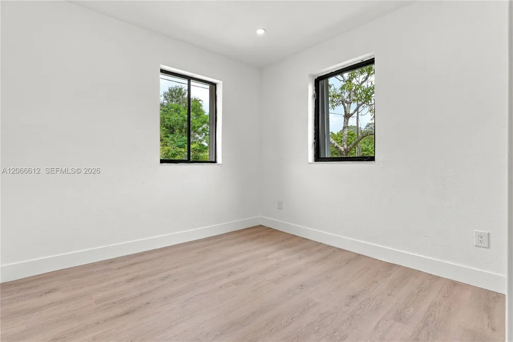 21421 SW 110th Ave Cutler Bay, FL 33189