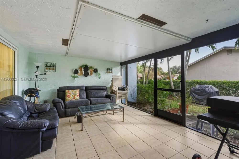 10308 Greenbriar Ct Boca Raton, FL 33498