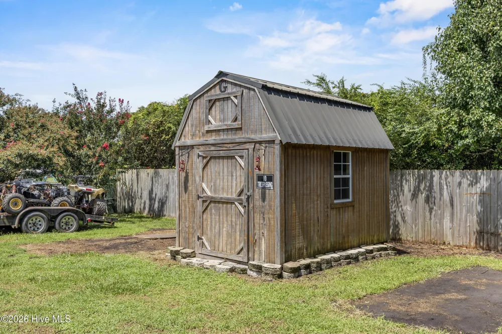 262 Parnell Road Hubert, NC 28539