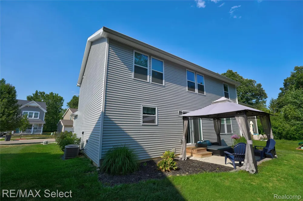 7342 River Rock Drive Davison Township, MI 48423