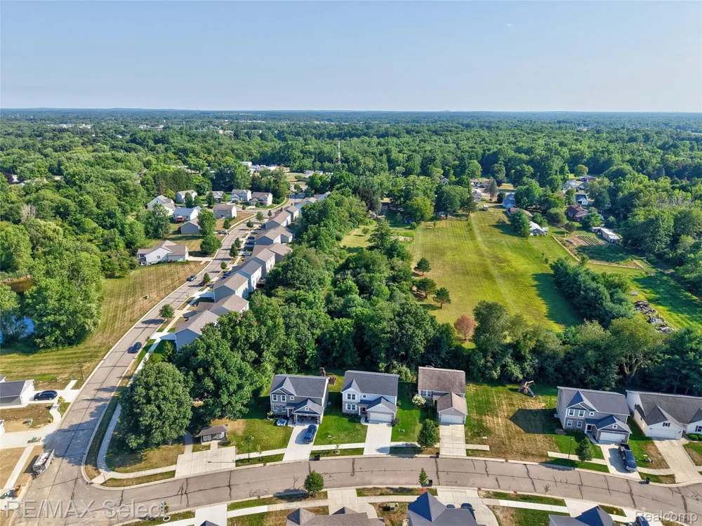 7342 River Rock Drive Davison Township, MI 48423
