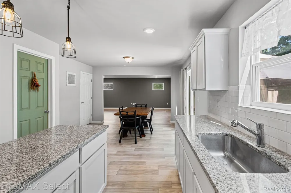7342 River Rock Drive Davison Township, MI 48423