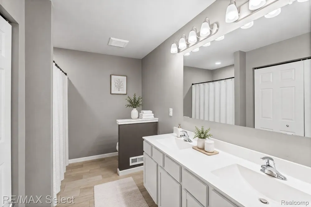 7342 River Rock Drive Davison Township, MI 48423