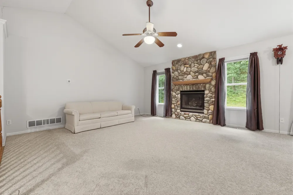 5075 Bonasa Drive NE Courtland Township, MI 49341