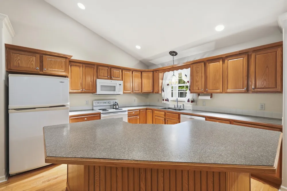 5075 Bonasa Drive NE Courtland Township, MI 49341