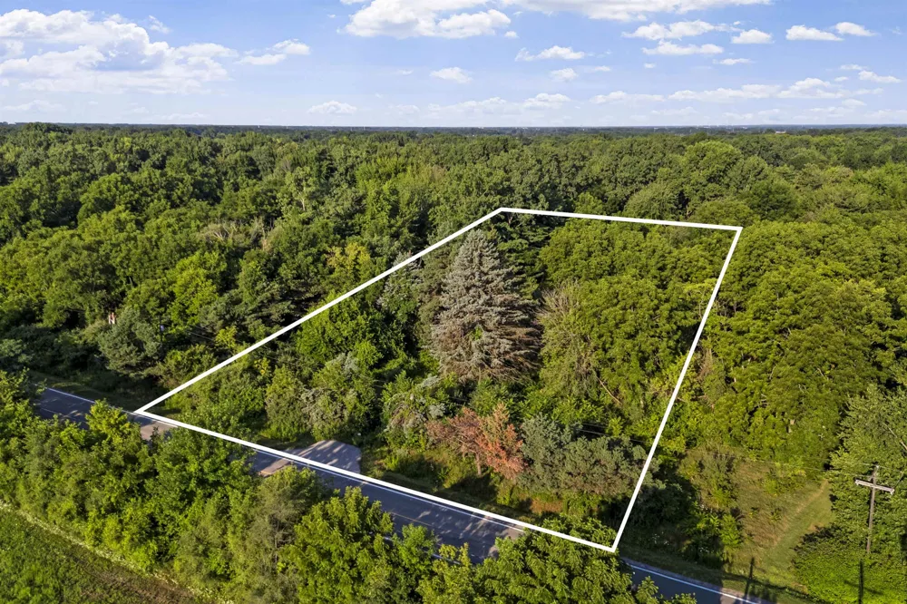 47691 Fairchild Road Macomb Township, MI 48042