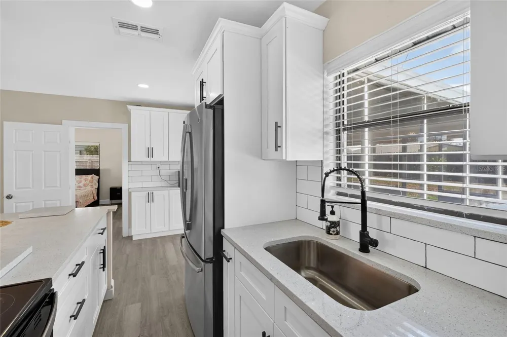 2003 PRINCETON AVENUE Bradenton, FL 34207