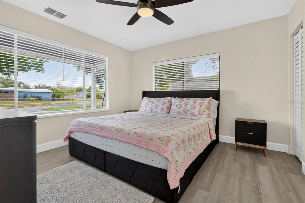 2003 PRINCETON AVENUE Bradenton, FL 34207