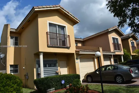 661 SW 10th st #661