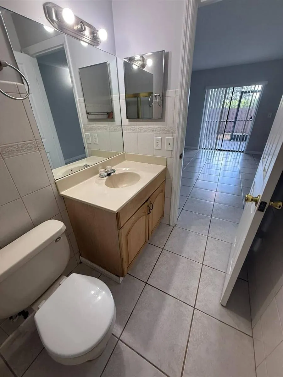 3647 NW 94TH AVENUE #4H Sunrise, FL 33351