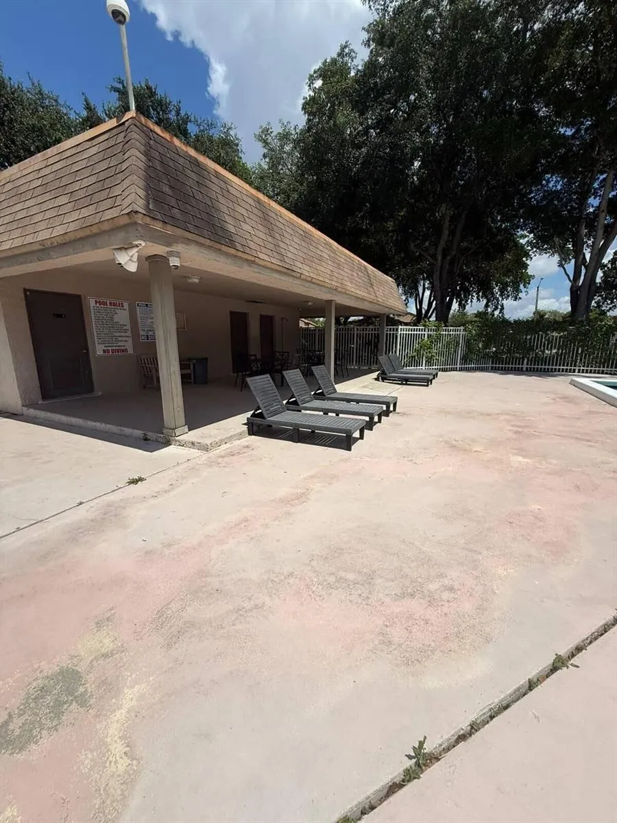 3647 NW 94TH AVENUE #4H Sunrise, FL 33351