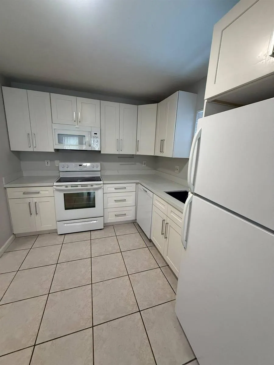 3647 NW 94TH AVENUE #4H Sunrise, FL 33351