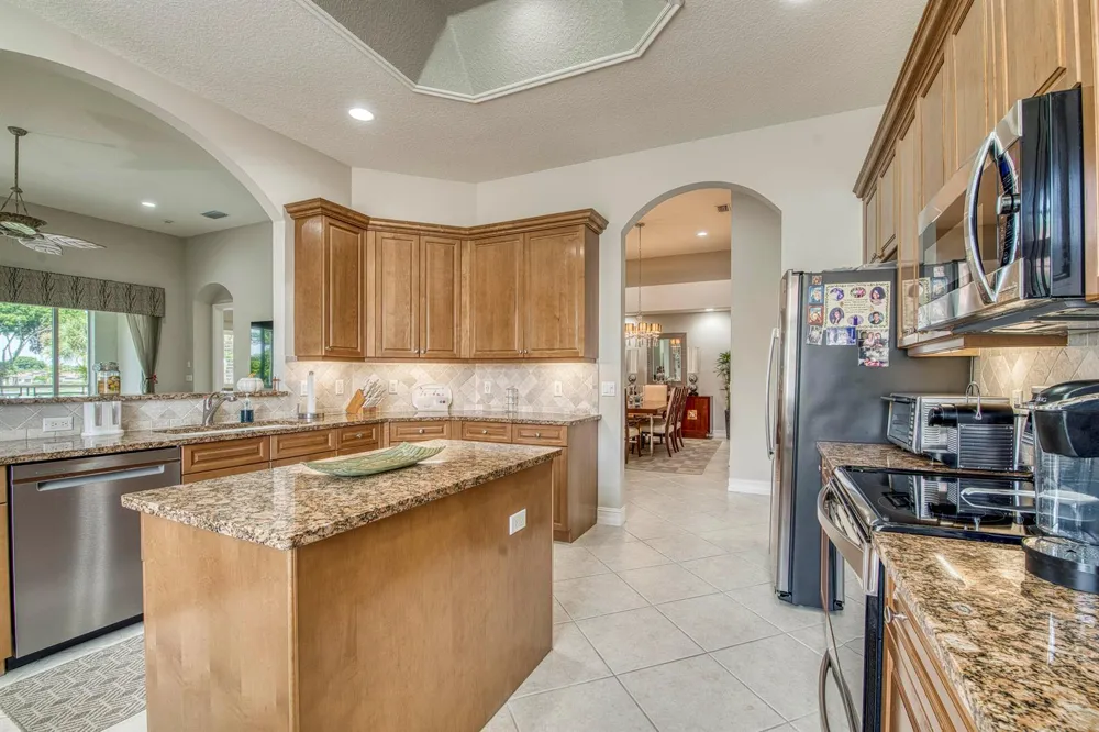 7583 Orchid Hammock Drive #5c West Palm Beach, FL 33412