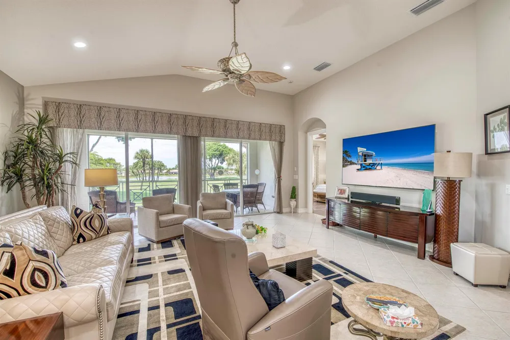 7583 Orchid Hammock Drive #5c West Palm Beach, FL 33412